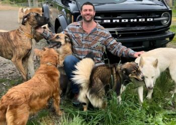 Who Is Lee Asher’s Girlfriend Private Life Of Dog Rescuer