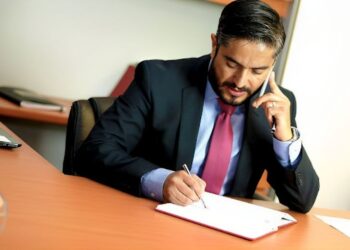 Navigating Legal Waters Top 5 Issues Solicitors Tackle